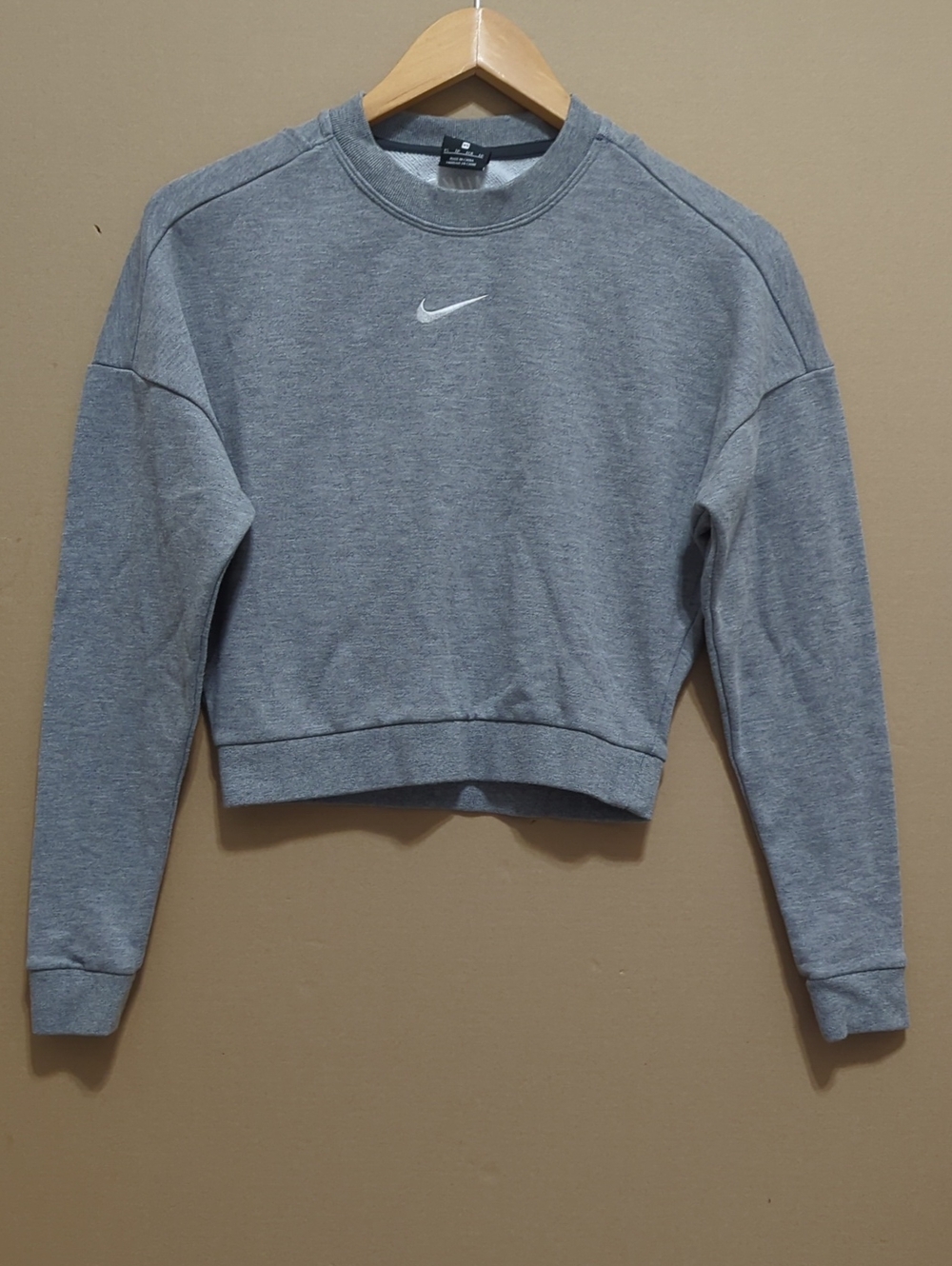 Nike Dri Fit Cropped Sweater Women's XS Charcoal Crew Neck Cutout Open Back